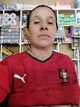 mia-larios (F milf) - ala orden  sosten de mia 😚😉😘