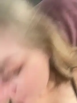 KennedyXmadison live cam on StripChat