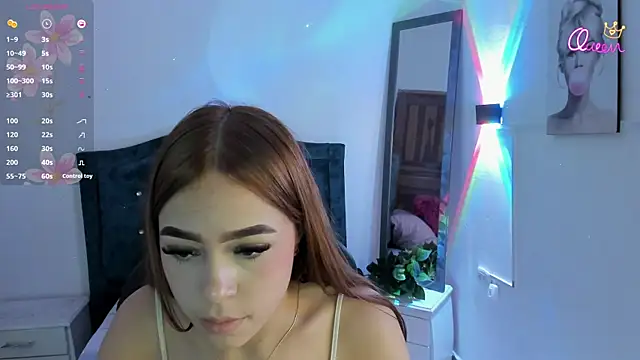 zaharavela_ webcam