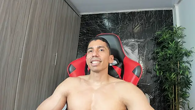 Erik_castle