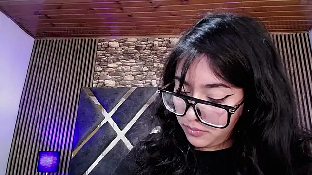 Amy_channel webcam