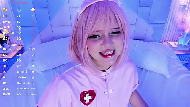 NanaOsaky live cam on StripChat