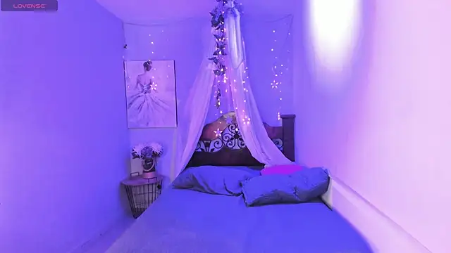 julianaaldanaa webcam