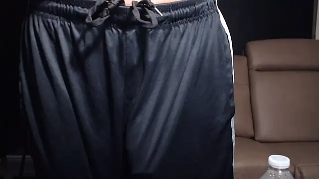 ThickD2C live cam on StripChat