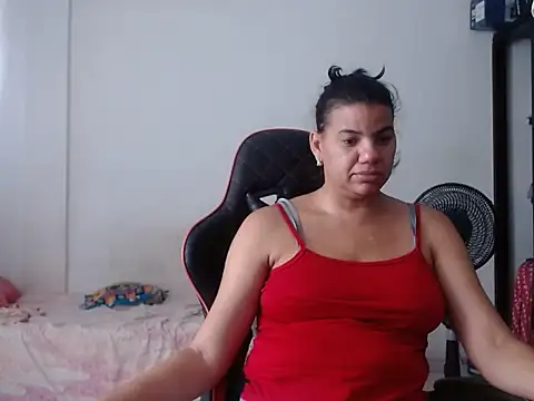 Adriana_0312 webcam