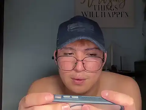 Kingdirtyfog live cam on StripChat