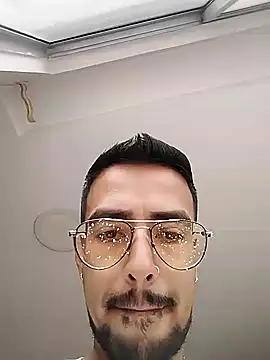 Demian-vall live cam on StripChat