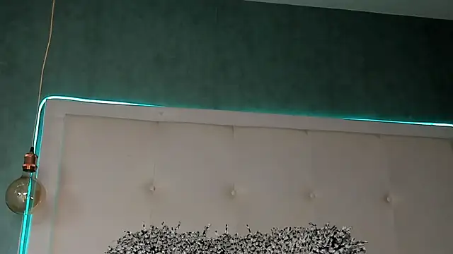 mia_gomez7