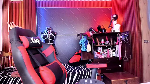 XiaQueen webcam