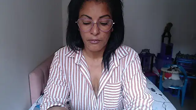 kateleyagrey webcam