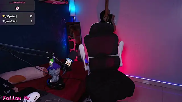 marlena3312 live cam on StripChat