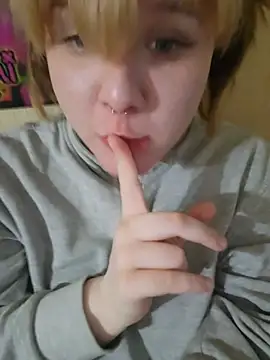 Live sex cam di wehavepussies_xoxo