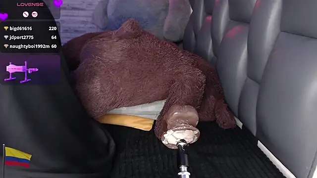 TinnaCobb live cam
