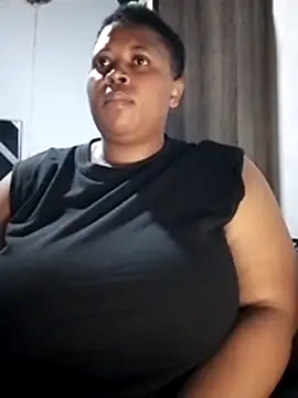 Sexy-queen99xx live cam on StripChat