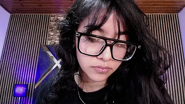 Amy_channel webcam