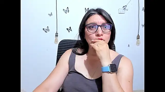 Amie_Adams82_ webcam