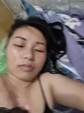 Ami-sexyy webcam
