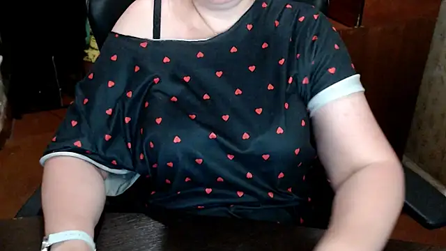 AlisaHot55 webcam