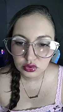 Fetichista23 live cam on StripChat