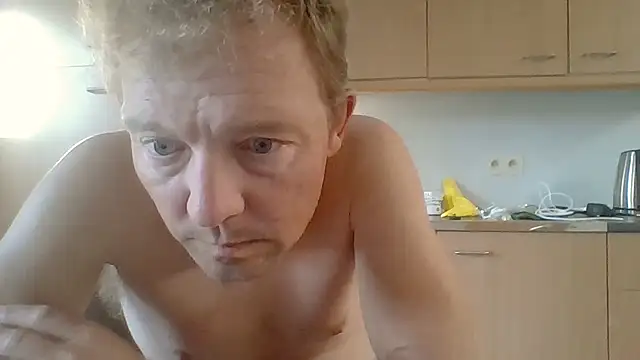 bertolini live cam on StripChat