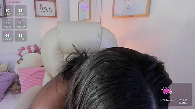 zobe_love - Zobe_love's free webcam - UK Sex Cams