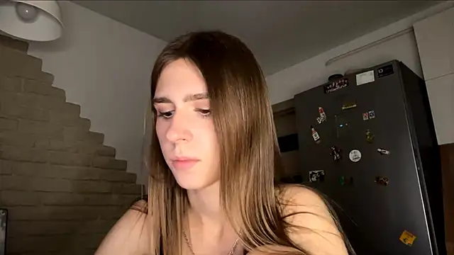 ZaraGuyette webcam