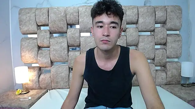 KathyAiden webcam