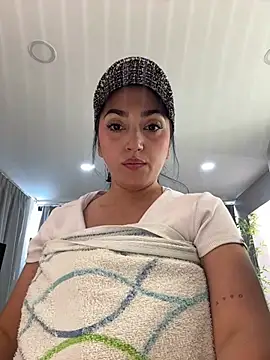 LIAH_IZUMI webcam