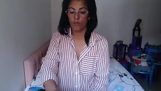 kateleyagrey webcam