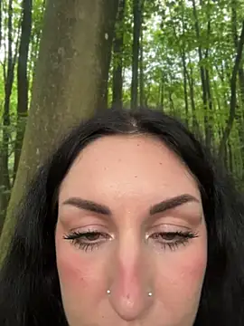 Estherjizz live cam on StripChat