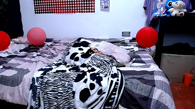 wendyfreddy live cam on StripChat