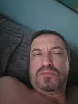 MisterFaithRO live cam on StripChat