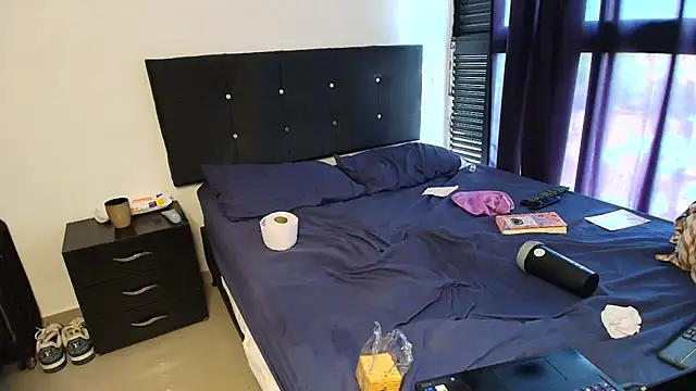 NicoDavisOfficial webcam