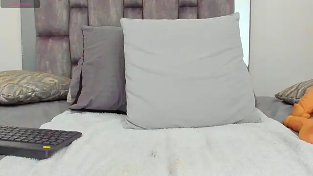 alyssia_ocean webcam