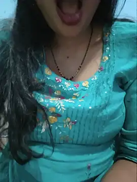 Sexyradha_ live cam on StripChat