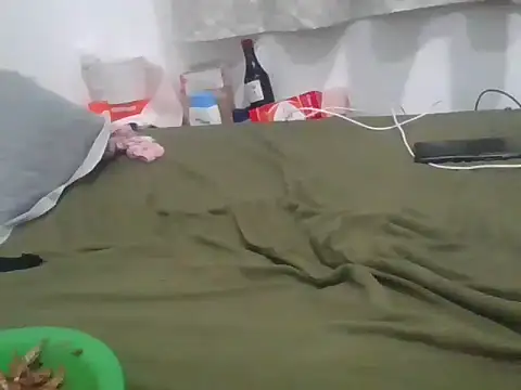 Sexy_Petite22 live cam on StripChat