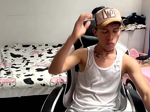 edward_2709 - Edward_2709's free webcam - UK Sex Cams