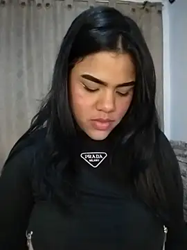 Bicky_25 live cam on StripChat