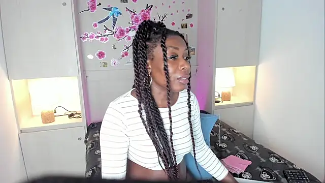 TaylorBloom webcam