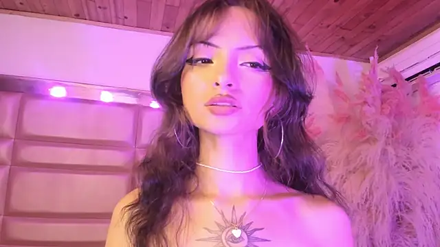 MaddieStark live cam on StripChat