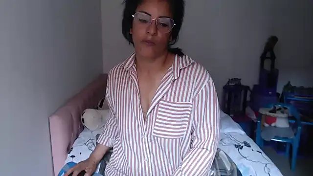 kateleyagrey webcam