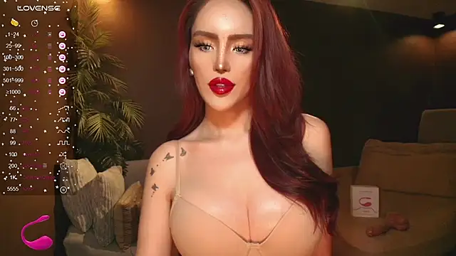 Model: GoddessaXX