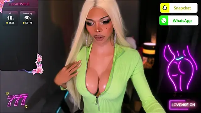 EllaineCumSlot webcam