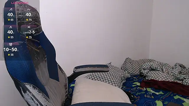 bryamado69 live cam on StripChat
