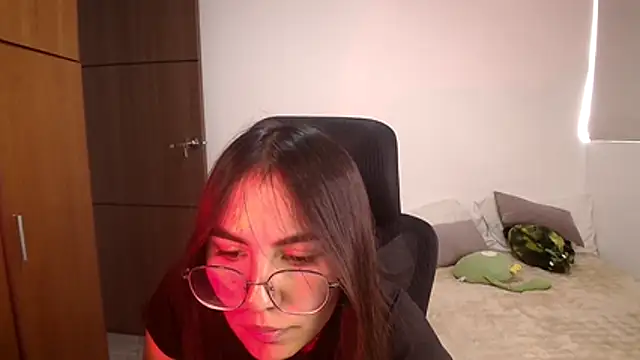 abbyyandmaxx live cam on StripChat
