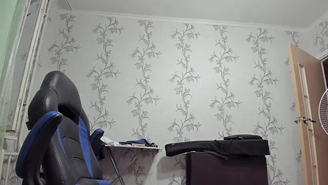 SanFrantsisko live cam on StripChat