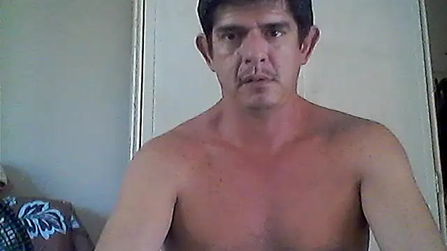 Marobronco live cam on StripChat