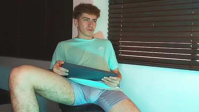 tyler_mcrey (M young) - take off your pants!