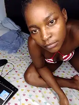 cum_queen254's live room