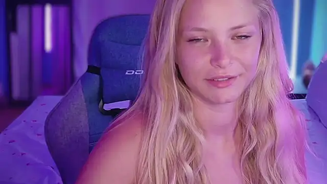 AnastasiaAniess webcam